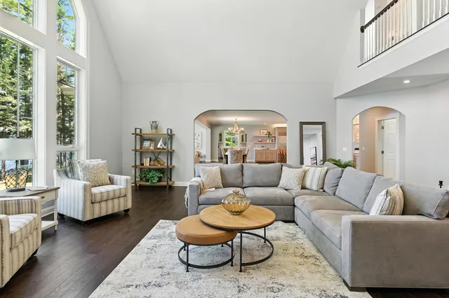 $5,500,000 | 46 Windward Shore Road, Raymond, ME 04071