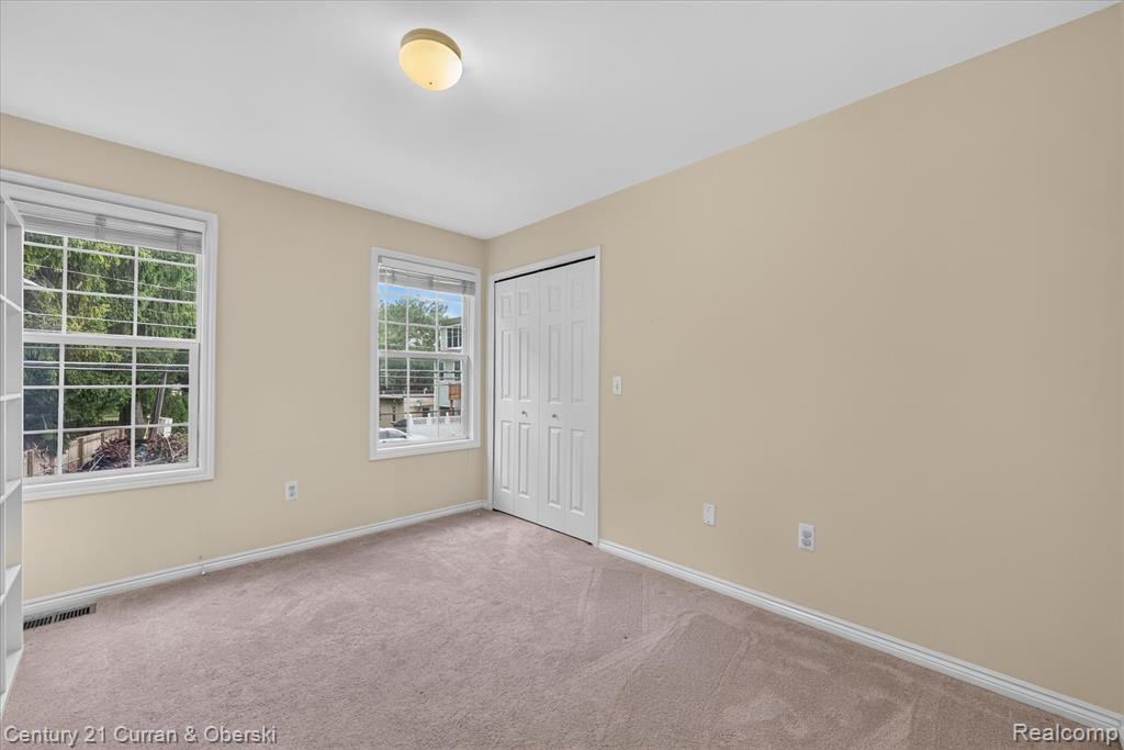 3813 Rochester Road Royal Oak, MI 48073 - Photo 24 of 42