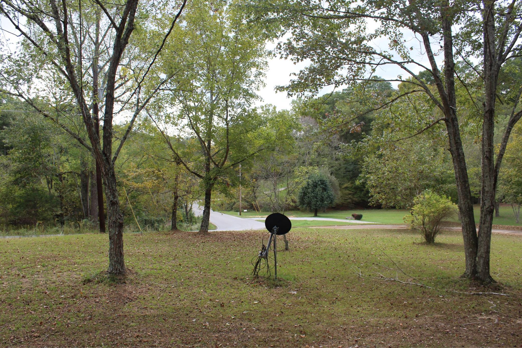 3006 West County Farm Road Springfield, TN 37172 - Photo 3 of 16 Front yard