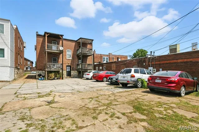 $375,000 | 5006-5008 Chippewa Street, St. Louis, MO 63109
