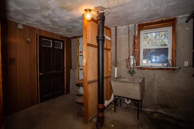 $719,900 | 14 Sycamore Road, Wakefield, MA 01880