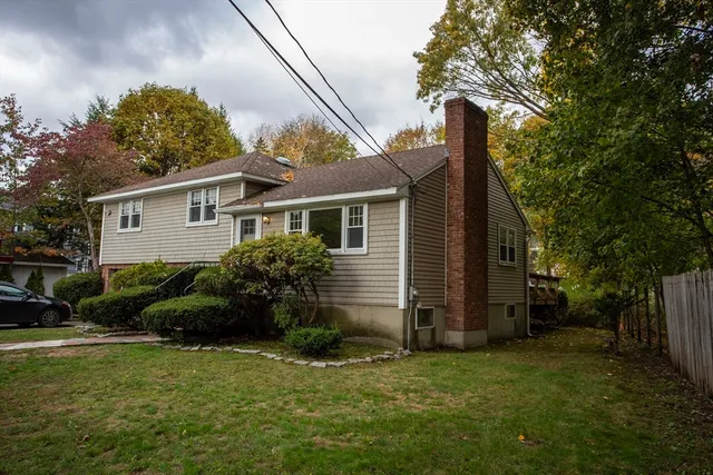 $739,900 | 14 Sycamore Road, Wakefield, MA 01880