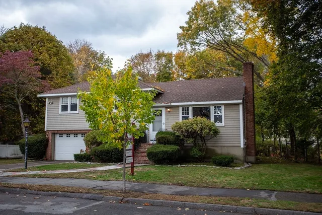 $719,900 | 14 Sycamore Road, Wakefield, MA 01880