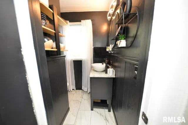 $265,000 | 1909 Olive Street, Mount Vernon, IL 62864