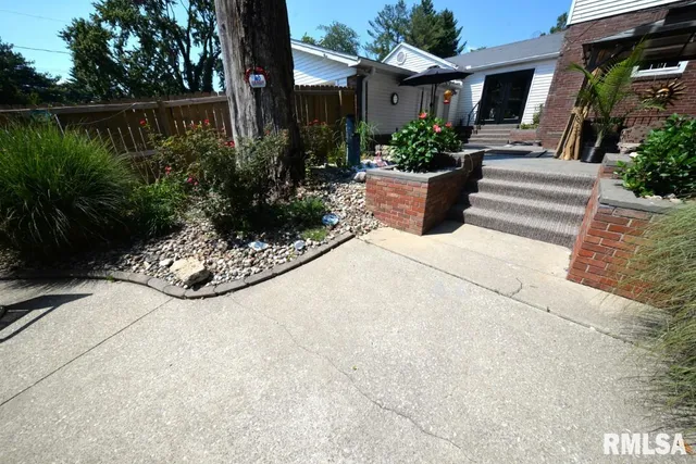 $265,000 | 1909 Olive Street, Mount Vernon, IL 62864