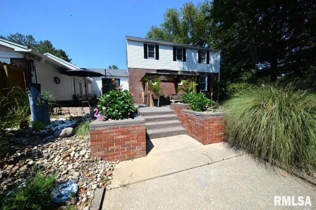 $265,000 | 1909 Olive Street, Mount Vernon, IL 62864