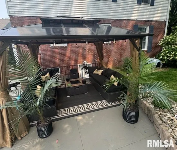 $265,000 | 1909 Olive Street, Mount Vernon, IL 62864