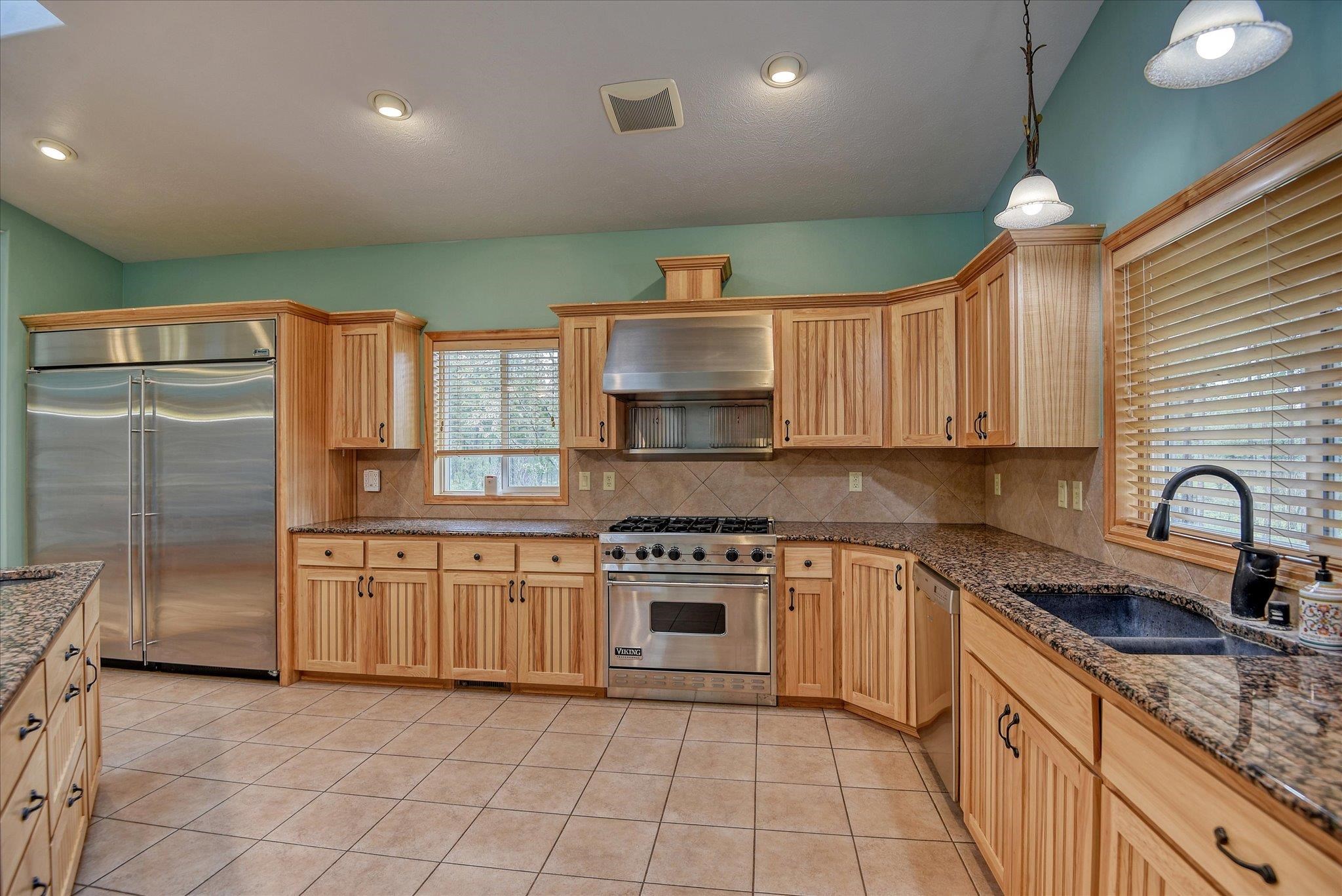 16804 South Malloy Prairie Road Cheney, WA 99004 - Photo 12 of 38