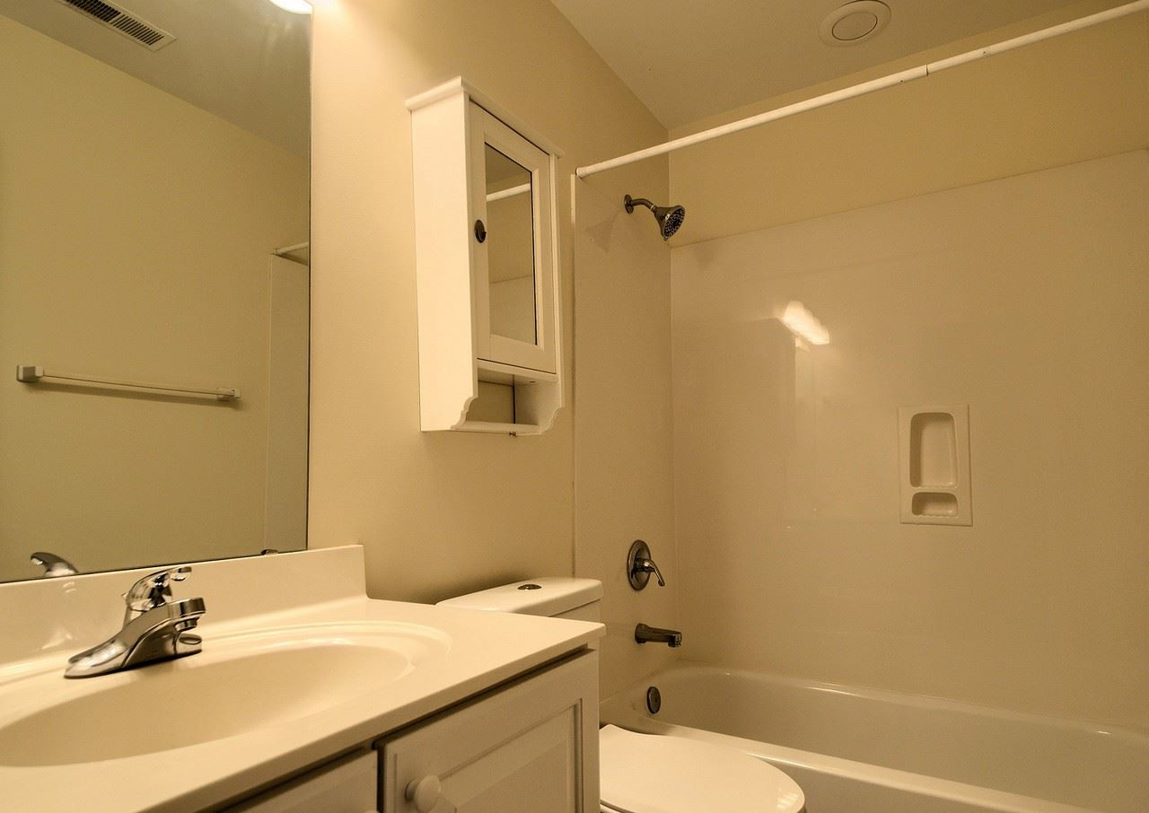 7216 Ridgeline Drive Raleigh, NC 27613 - Photo 25 of 30 Bath