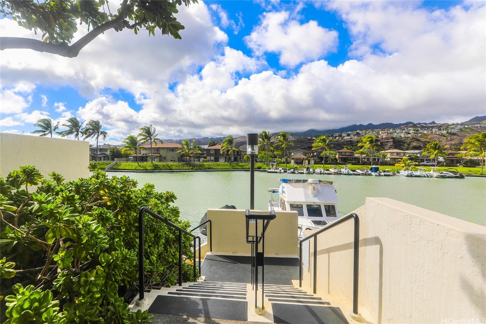 500 Lunalilo Home Road, Unit 22H Honolulu, HI 96825 - Photo 16 of 25 Stairway to docks
