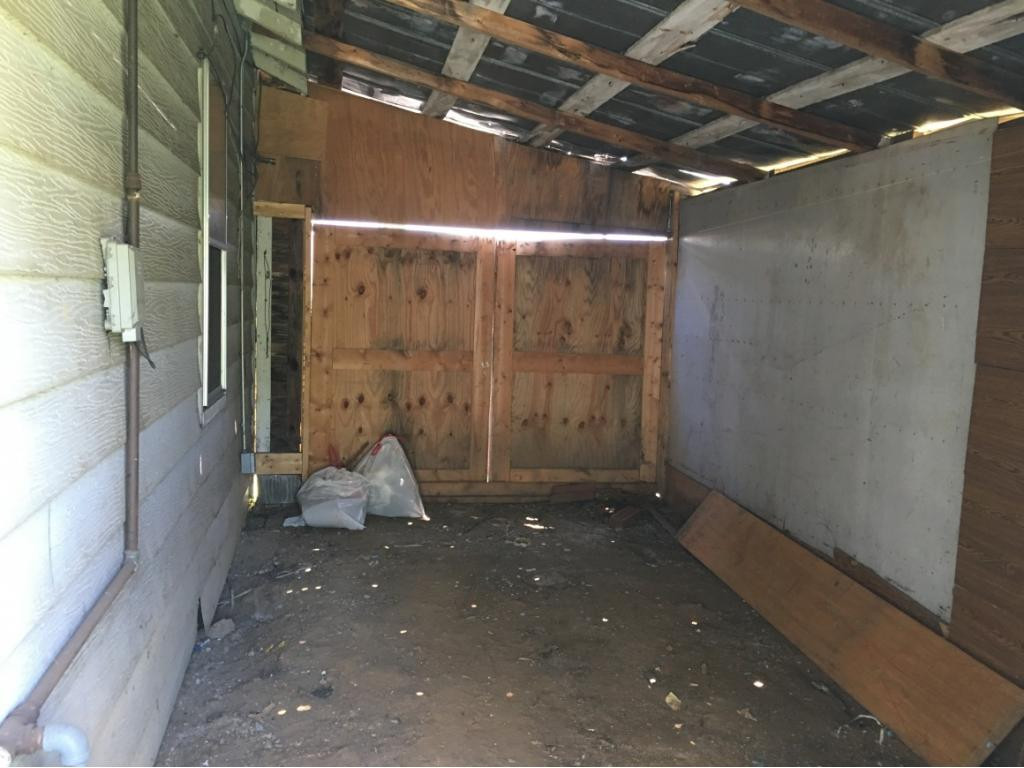 2303 Watauga Road Johnson City, TN 37601 - Photo 25 of 29 Attached storage