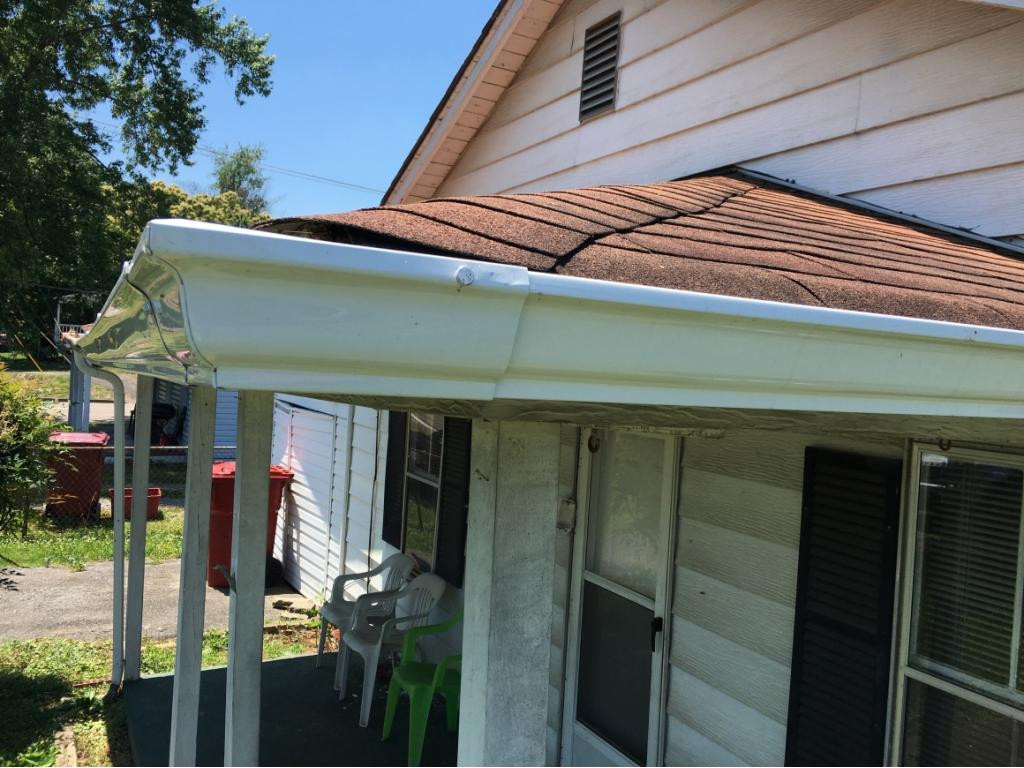 2303 Watauga Road Johnson City, TN 37601 - Photo 27 of 29 New gutters