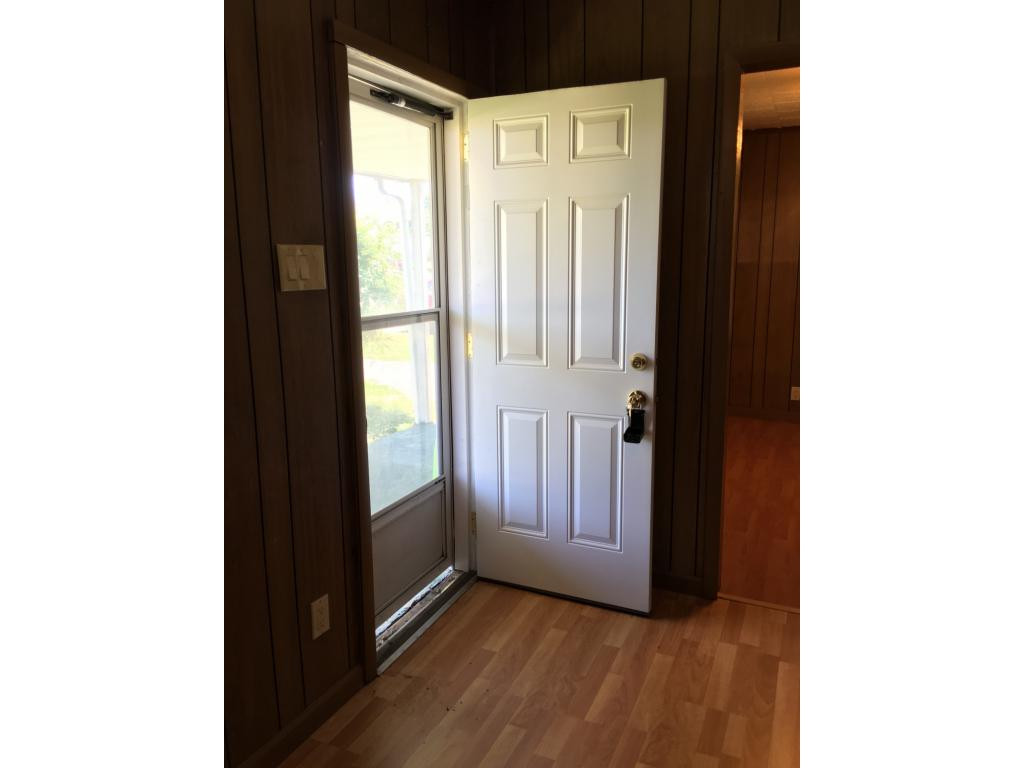 2303 Watauga Road Johnson City, TN 37601 - Photo 3 of 29 New front door