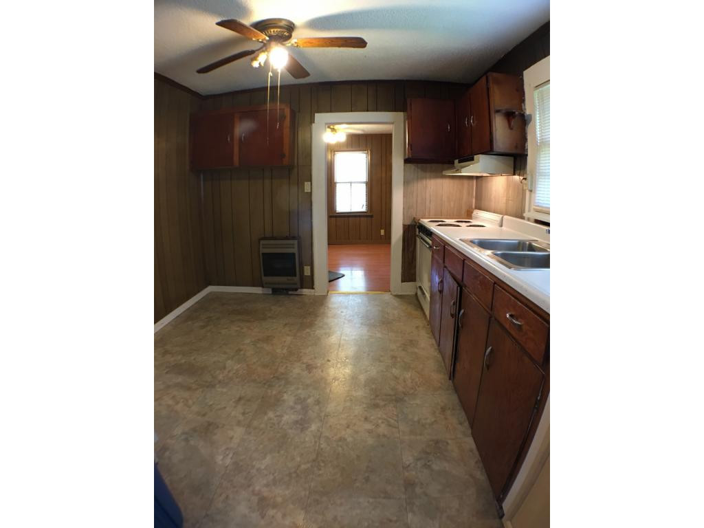 2303 Watauga Road Johnson City, TN 37601 - Photo 9 of 29 Photo 9