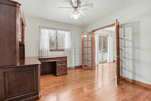 $360,000 | 24304 South Frontage Road West, Channahon, IL 60410