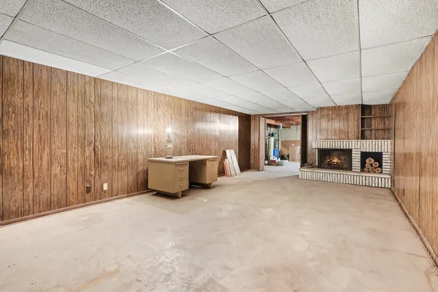 $360,000 | 24304 South Frontage Road West, Channahon, IL 60410