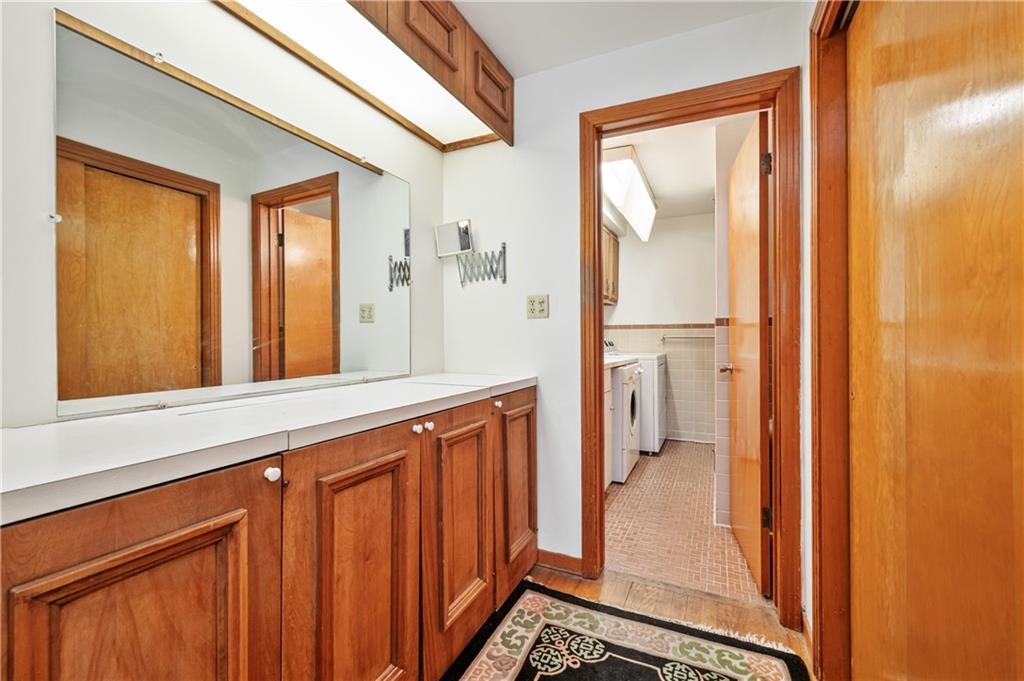 24 Swallow Hill Road Carnegie, PA 15106 - Photo 21 of 39