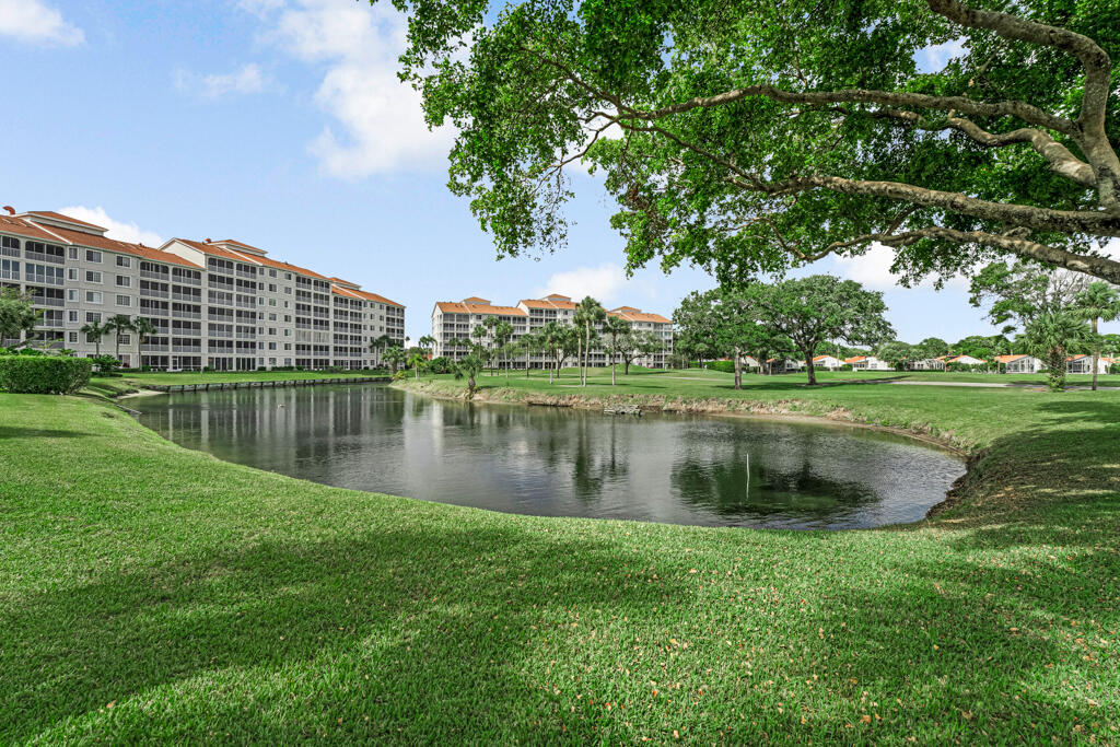 17061 Emile Street, Unit 3 Boca Raton, FL 33487 - Photo 37 of 44 Outside view to the Left