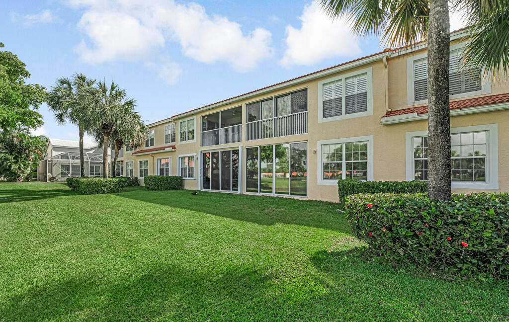 17061 Emile Street, Unit 3 Boca Raton, FL 33487 - Photo 42 of 44 Outside view to condo from the left side