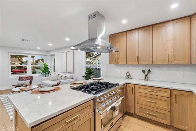 $949,500 | 7560 El Escorial Way, Buena Park, CA 90620