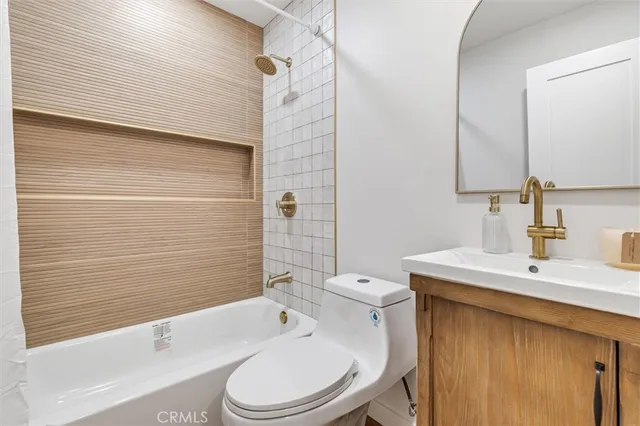 $949,500 | 7560 El Escorial Way, Buena Park, CA 90620