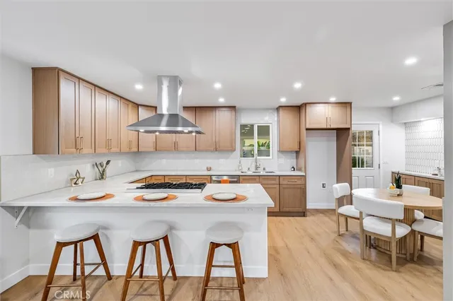 $949,500 | 7560 El Escorial Way, Buena Park, CA 90620