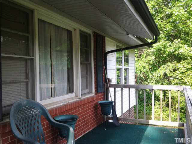 9705 Fairchild Road Zebulon, NC 27597 - Photo 7 of 17 Photo 7