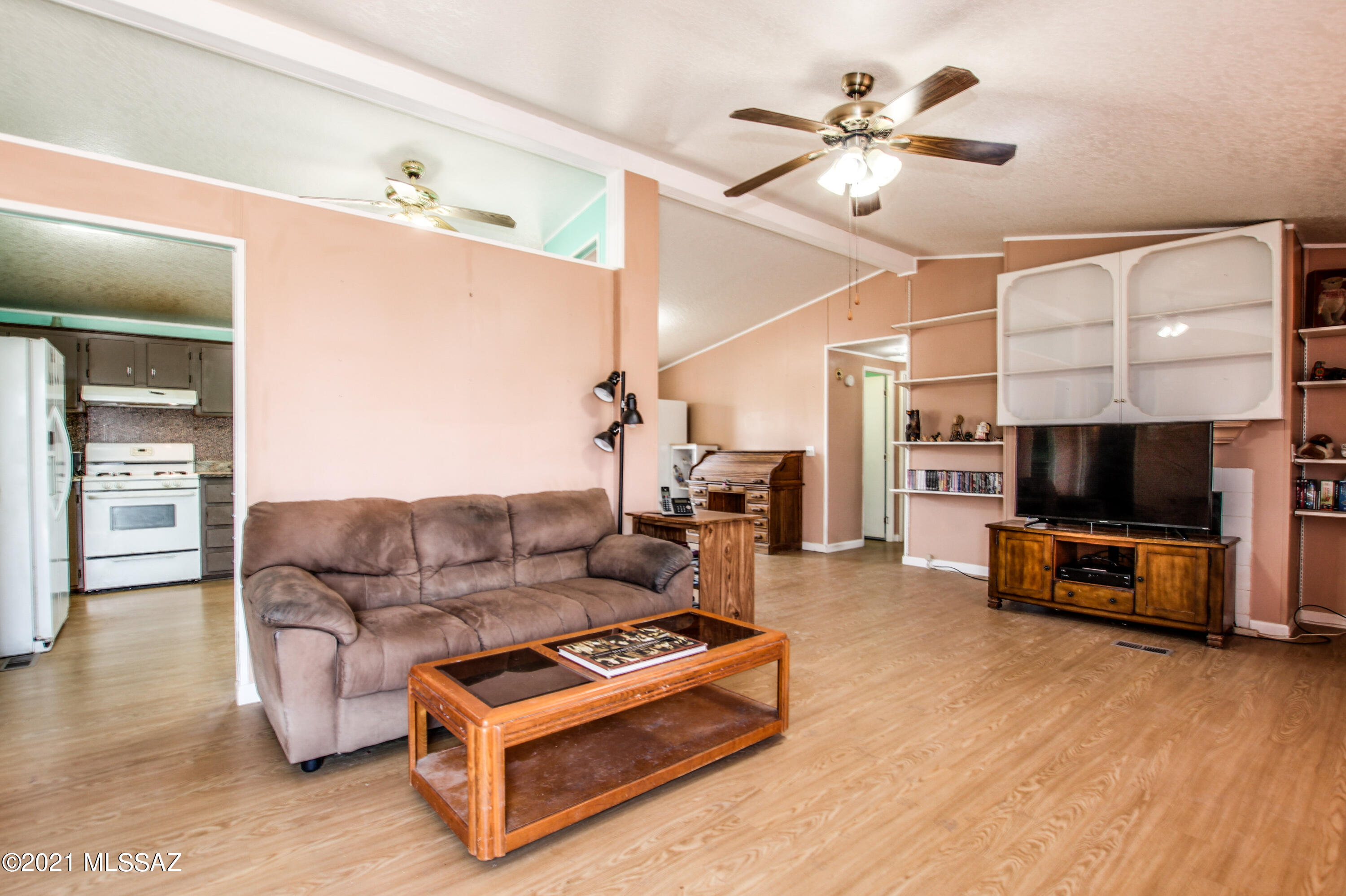 4152 South Deaver Road Tucson, AZ 85735 - Photo 3 of 40