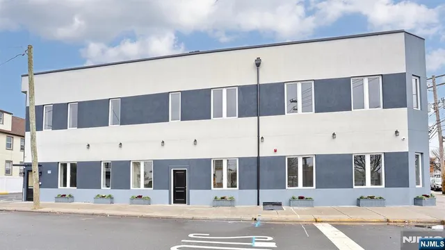 $3,200 | 385 Passaic Avenue, Unit 3, Lodi, NJ 07644