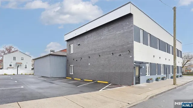 $3,200 | 385 Passaic Avenue, Unit 3, Lodi, NJ 07644