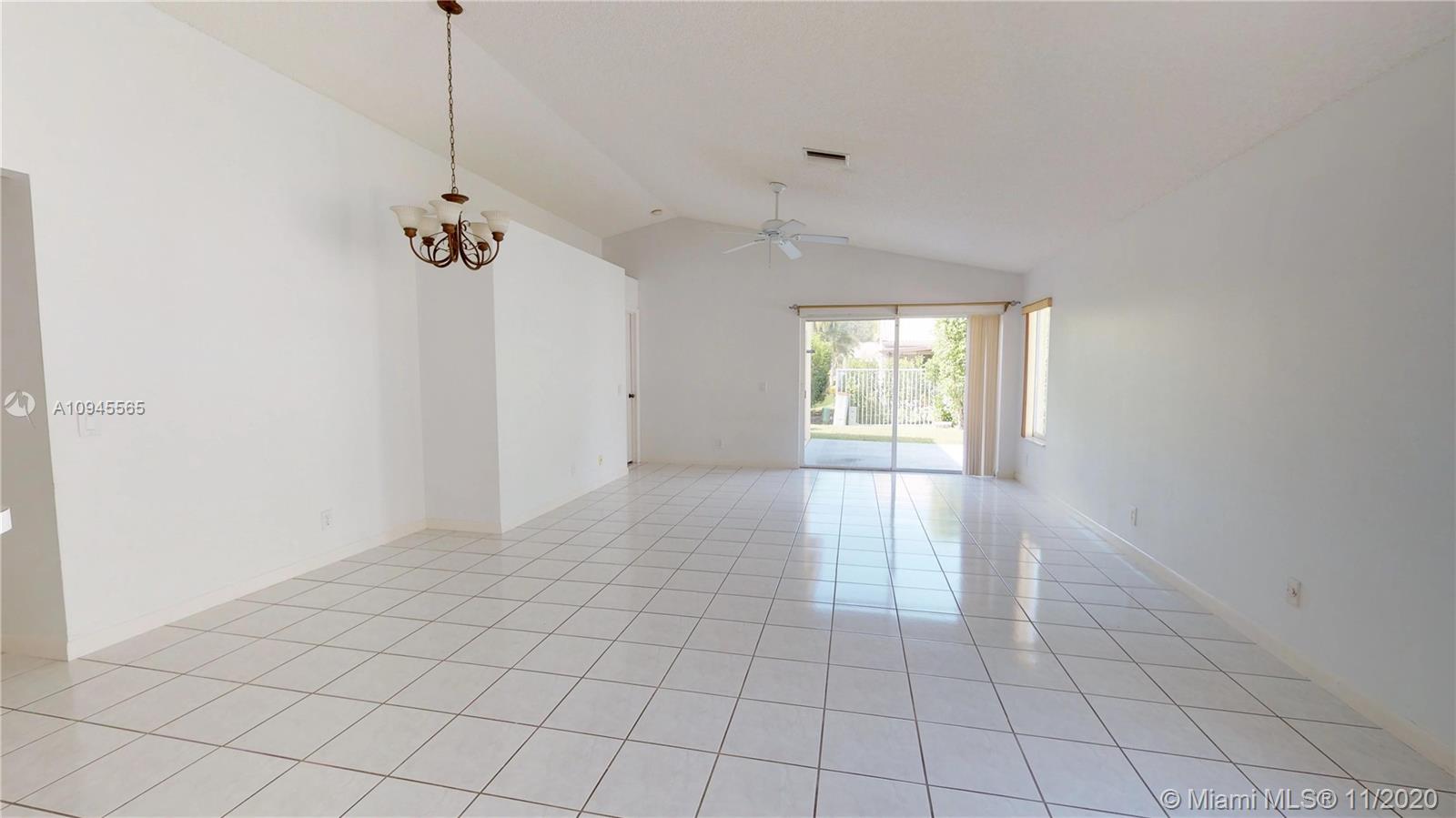4357 Pine Ridge Court Weston, FL 33331 - Photo 3 of 56 Gallery Image 3