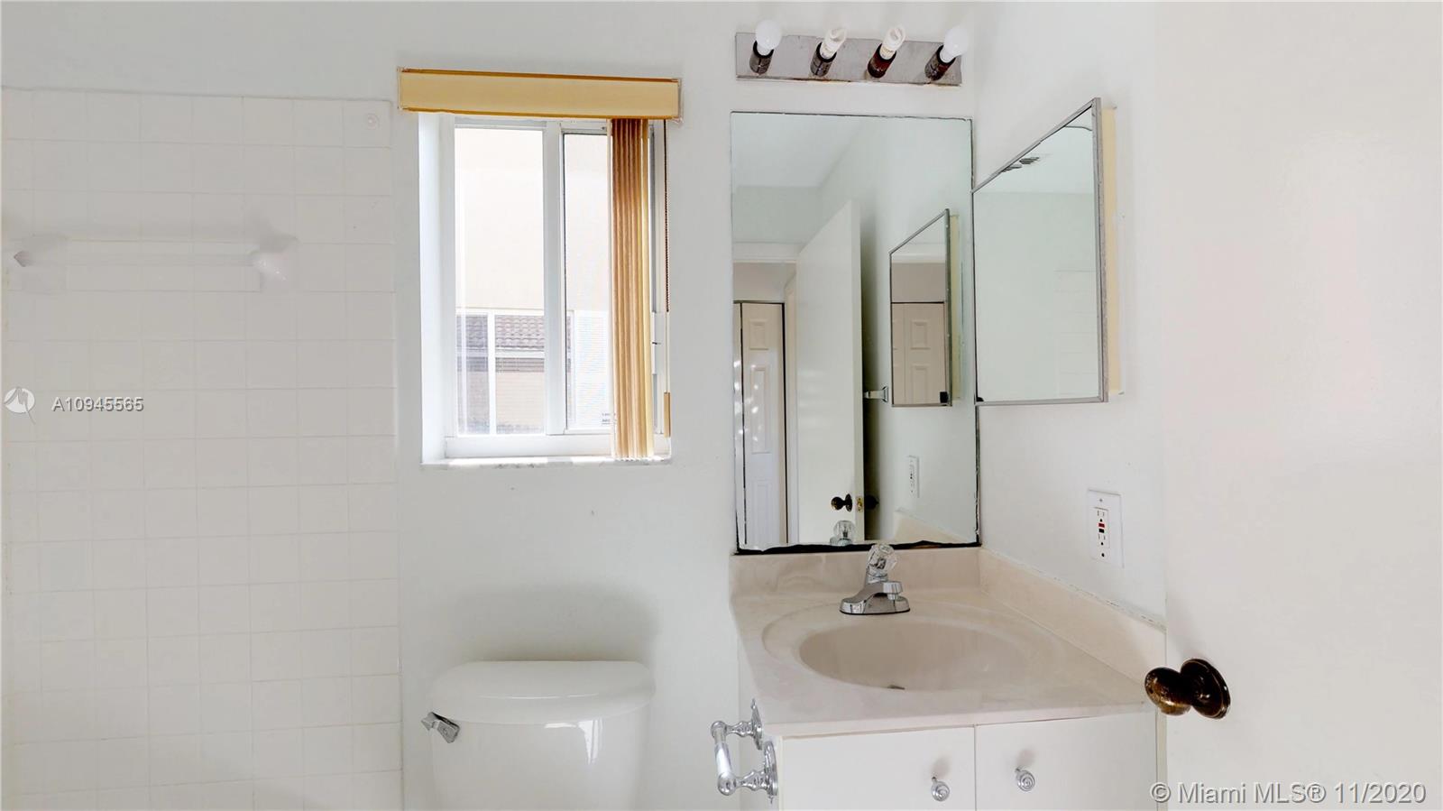 4357 Pine Ridge Court Weston, FL 33331 - Photo 24 of 56 Gallery Image 24
