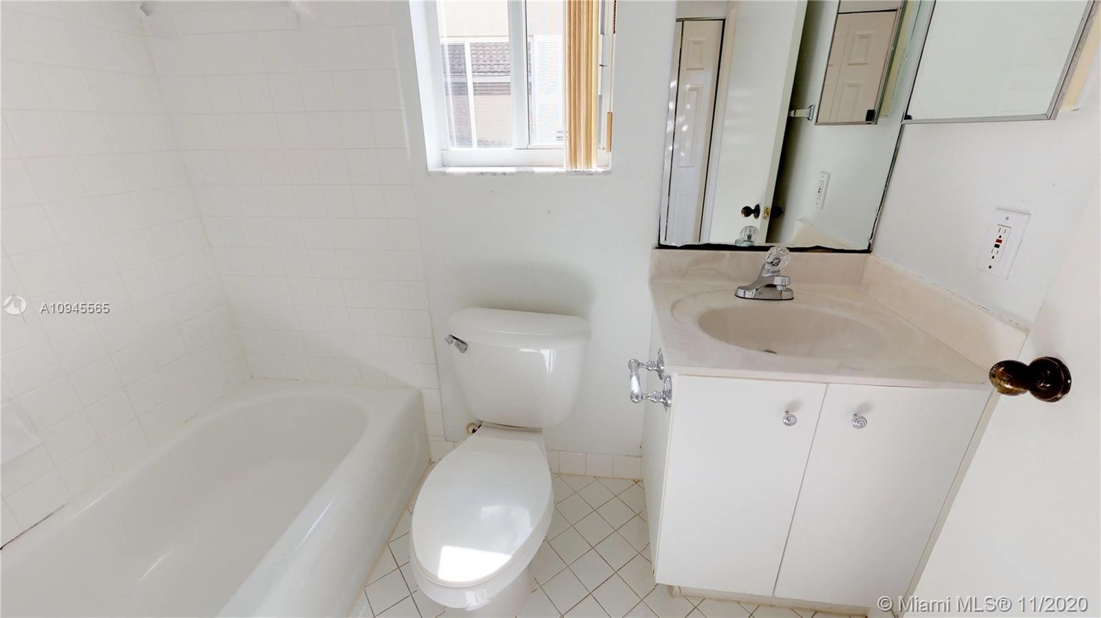 4357 Pine Ridge Court Weston, FL 33331 - Photo 25 of 56 Gallery Image 25