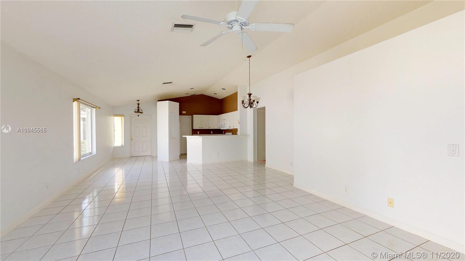 4357 Pine Ridge Court Weston, FL 33331 - Photo 4 of 56 Gallery Image 4