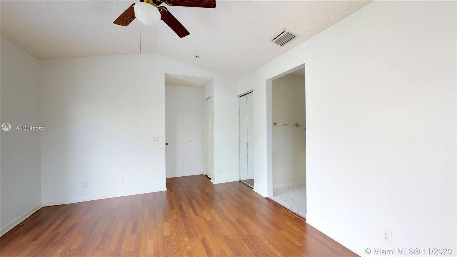 4357 Pine Ridge Court Weston, FL 33331 - Photo 37 of 56 Gallery Image 37