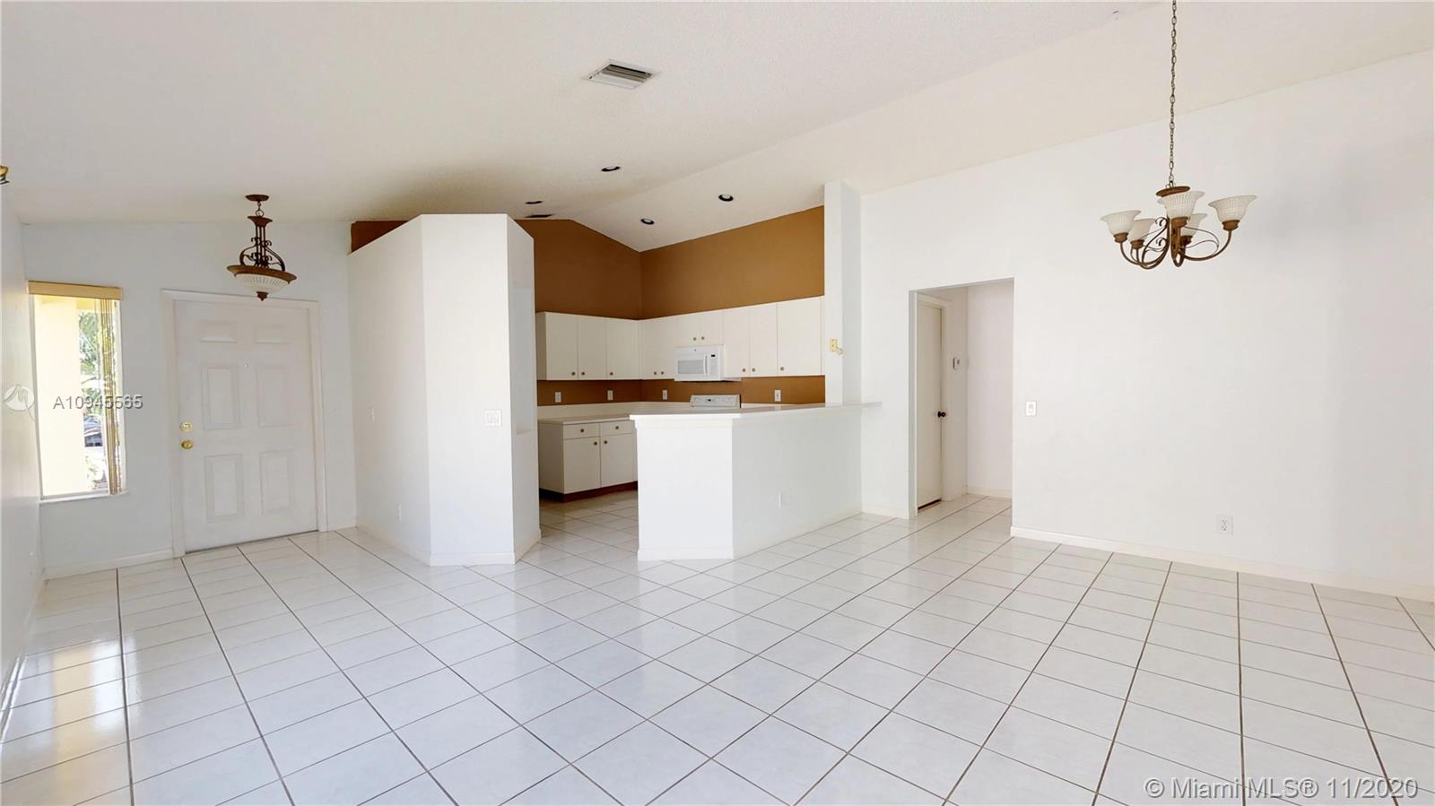 4357 Pine Ridge Court Weston, FL 33331 - Photo 5 of 56 Gallery Image 5