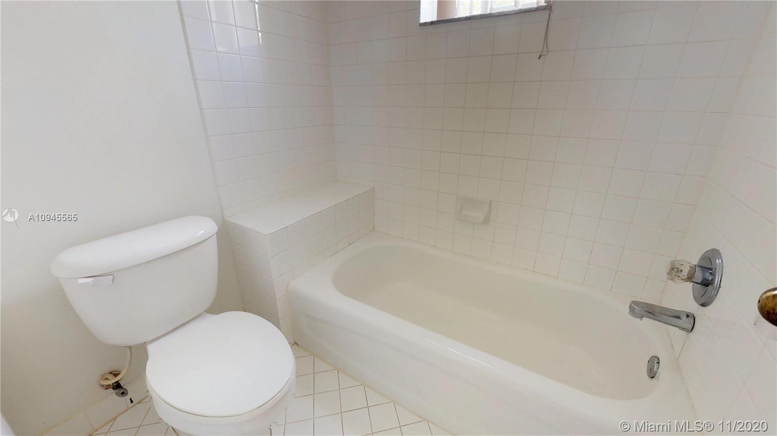 4357 Pine Ridge Court Weston, FL 33331 - Photo 41 of 56 Gallery Image 41