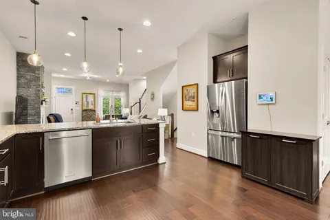 $1,375,000 | 1426 Van Valkenburgh Lane, Alexandria, VA 22301