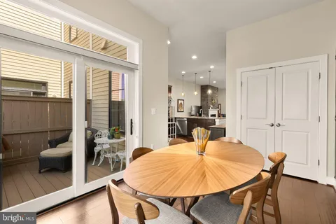 $1,375,000 | 1426 Van Valkenburgh Lane, Alexandria, VA 22301