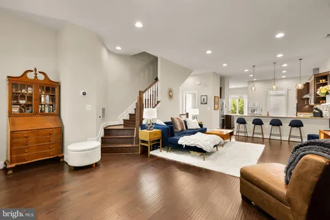 $1,375,000 | 1426 Van Valkenburgh Lane, Alexandria, VA 22301