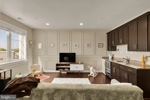 $1,375,000 | 1426 Van Valkenburgh Lane, Alexandria, VA 22301