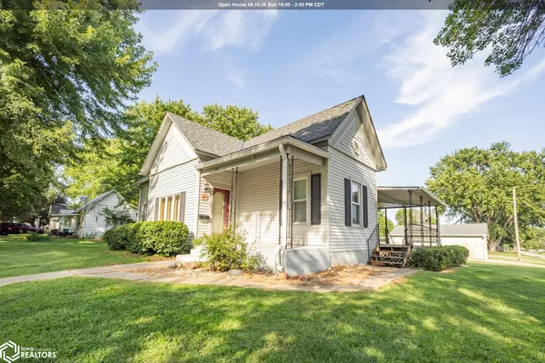 $169,900 | 2000 Main Street, Hamburg, IA 51640