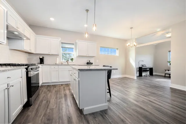 $330,000 | 7505 Hardwood Street, Caledonia, MI 49316