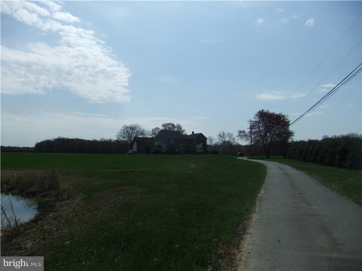 31 Allens Road Hightstown, NJ 08520 - Photo 2 of 7