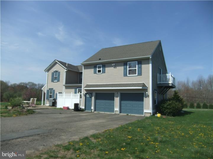 31 Allens Road Hightstown, NJ 08520 - Photo 3 of 7