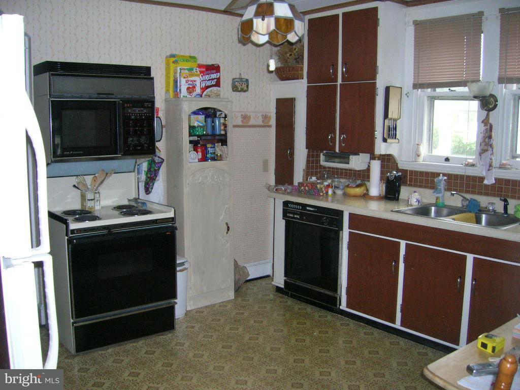 52 Delp Road Lancaster, PA 17601 - Photo 10 of 12 Gallery Image 10