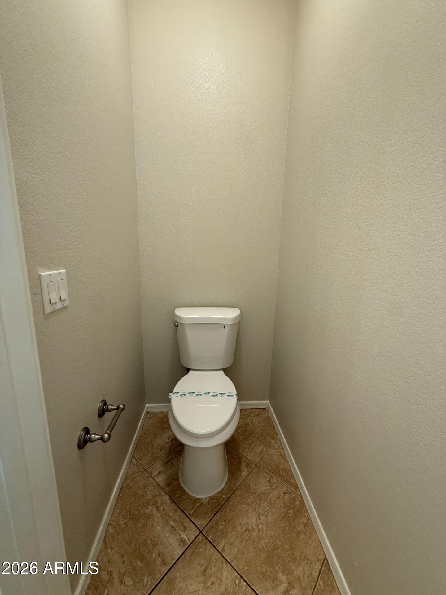 14641 West Hearn Road Surprise, AZ 85379 - Photo 21 of 42 IMG_3513