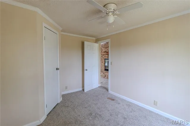 $180,000 | 27645 Spring Road, Richland, MO 65556