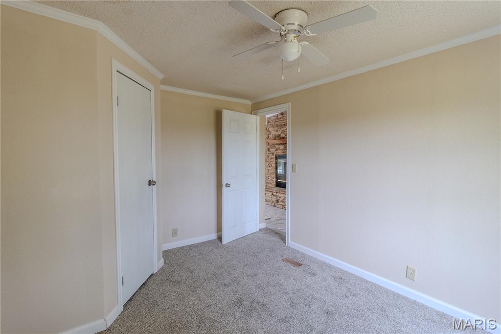 27645 Spring Road Richland, MO 65556 - Photo 22 of 28