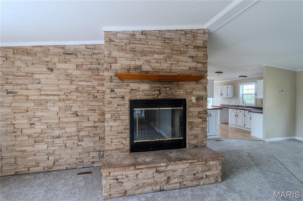 27645 Spring Road Richland, MO 65556 - Photo 4 of 28